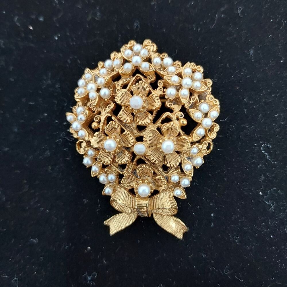 Vintage Florenza Flower Bouquet Brooch Bow Seed Pearl Gold Tone Signed 2"